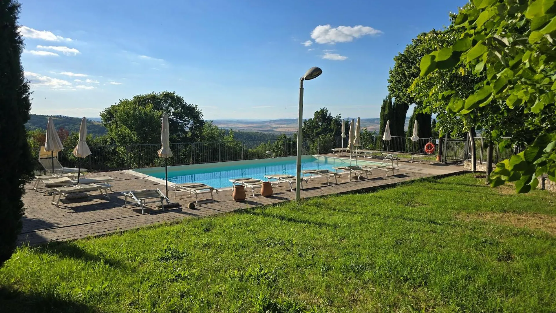 Villetta Pia Contignano 0*,